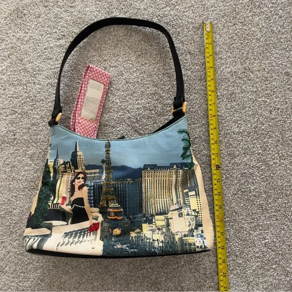Y2K Las Vegas Cityscape Bag with Rhinestone Details & Pockets Inside - Picture 8 of 9